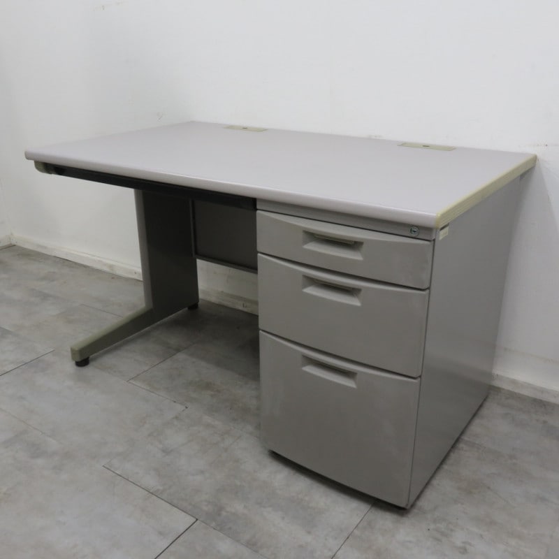 イトーキ CZP-412-W5 片袖デスク ニューグレー 鍵付き オフィスデスク YH10831 中古　配送サイズ300