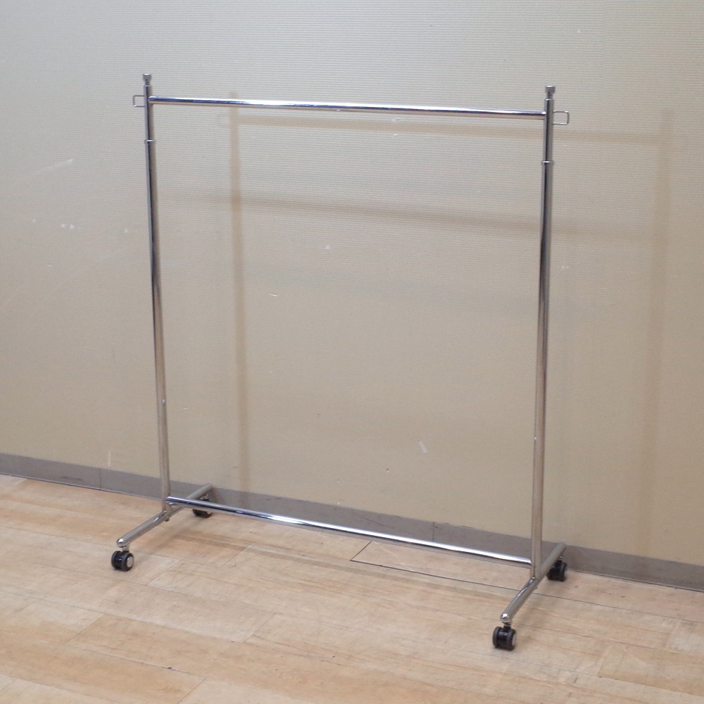 中古品　イタリアン モダン　ポールハンガー　ハンガーラック 中古 美品!! 直線的なデザインがスタイリッシュなアパレル用