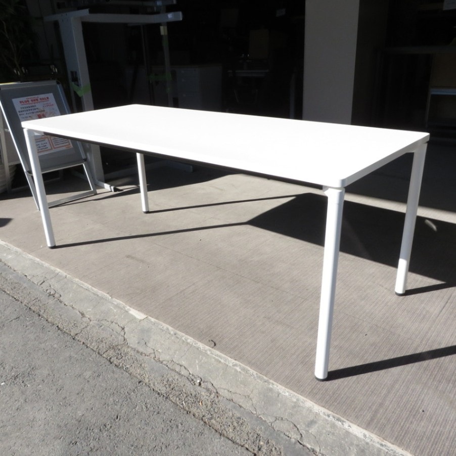 コクヨ/ジュート 単柱ポリッシュ脚 W900×D900 円形白 キャスター ミーティング用テーブル ミーティング コクヨ ミーティングテーブルJUTO 丸脚 ブラウン W900×D900 KOKUYO