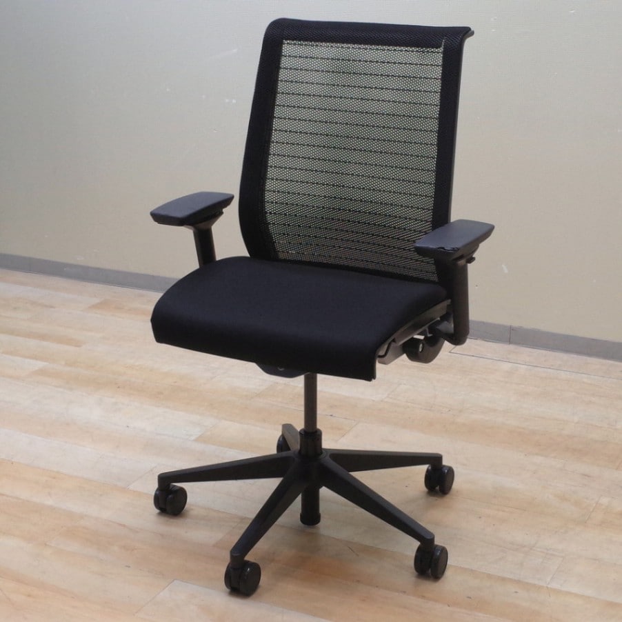 オフィスチェア Steelcase THK-13101 稼働ひじ掛け付