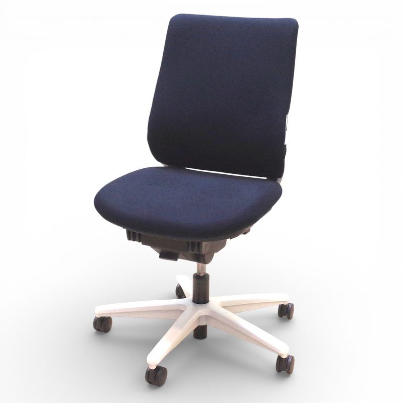 コクヨ オフィスチェア ミトラ CRF-GW2700-W ブラック 肘無し ローバック 布張り j事務椅子 中古 EG13344 配送サイズ240