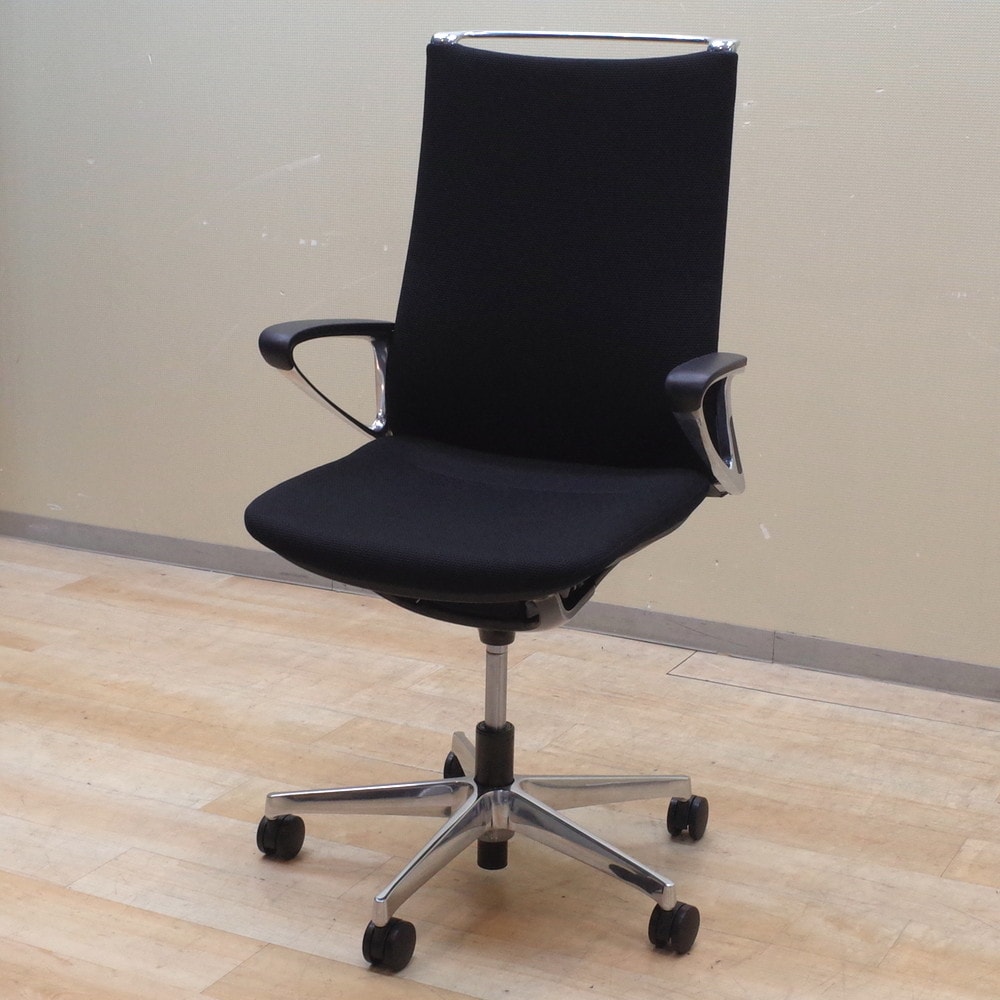 オカムラ バロンチェア ヘッドレスト ハイバック ブラック 2022年製