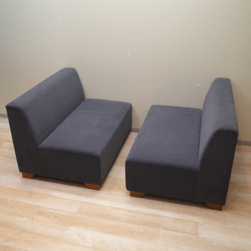 ソファ2点セット セット販売 肘無し グレー シンプルソファ 2人掛け ロビーソファ リビング くつろぎ 布張り 待合室 カフェ KK13585 中古オフィス家具 配送サイズ300