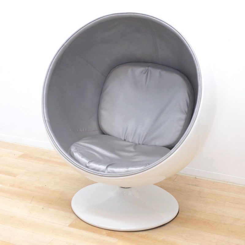ボールチェア リプロダクト エーロ・アールニオ ホワイト/シルバー ソファ デザイナーズチェア 北欧 インテリア KK13870 中古デザイナーズ 配送サイズ350 ヤマト楽々家財便