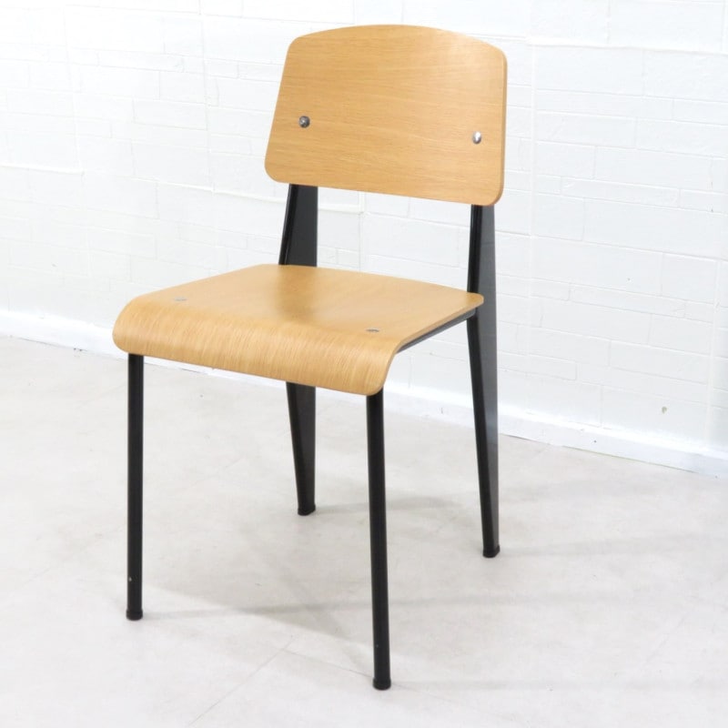【正規品】vitra. ヴィトラ スタンダードチェア 木製チェア ナチュラル 北欧 ジャン・プルーヴェ YH14508 中古オフィス家具 配送サイズ180