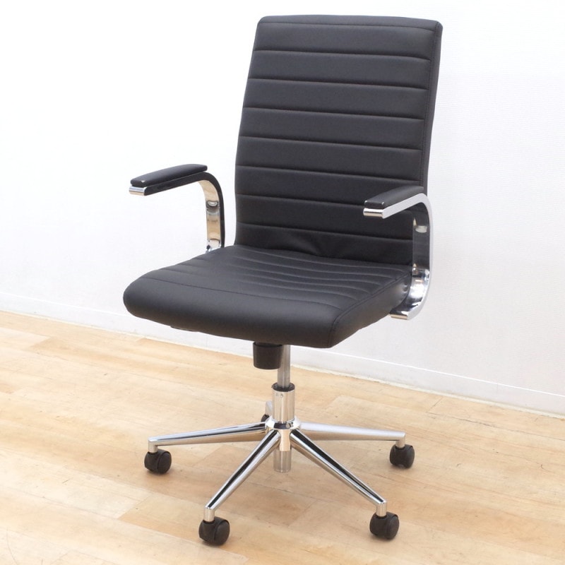 サンワサプライ SNC-L12 肘付きオフィスチェア ブラック PUレザー エグゼクティブチェア ハイバック 応接 会議 KK14588 中古オフィス家具 配送サイズ240