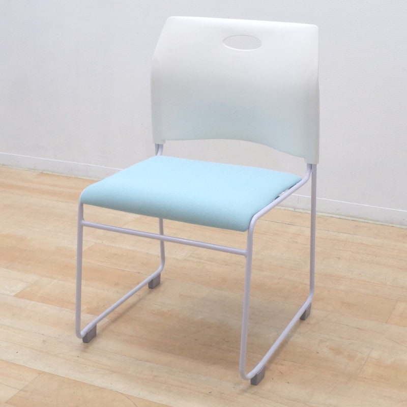 【新古品】ネットフォース RAP ミーティングチェア ホワイト/ミント スタッキング 肘無し 中古 EG15626 配送サイズ200