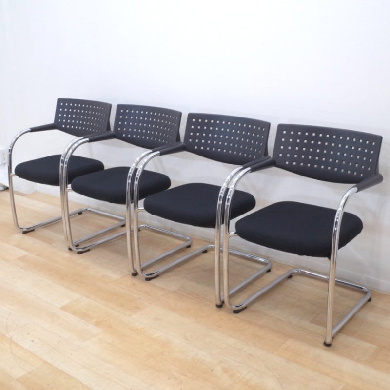 4脚セット セット販売 vitra ヴィトラ VISASOFT ビザソフト スタッキングチェア アントニオ・チッテリオ ミーティングチェア KK15796 中古オフィス家具 配送サイズ300