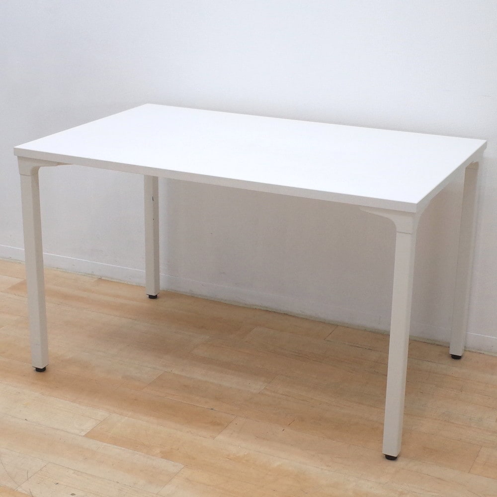 引き取り限定 プラス ミーティングテーブル 中古 1台￥10000