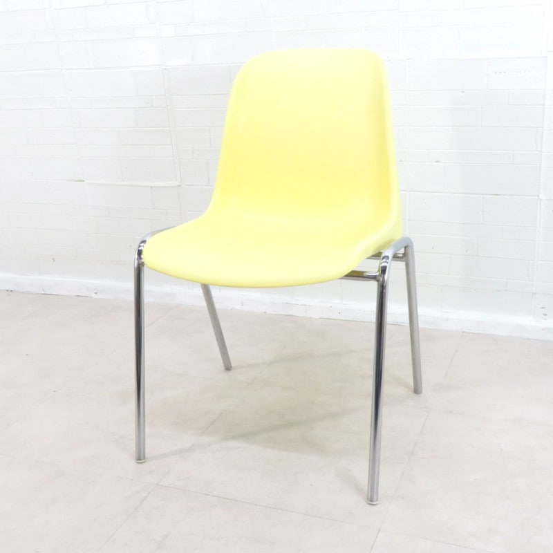 MOD ELENA ミッドセンチュリー スタッキングチェア イエロー 肘無し 会議椅子 カフェ イタリア製 重ね置き シンプル 北欧 ワーク おしゃれ YH16167 中古オフィス家具 配送サイズ220