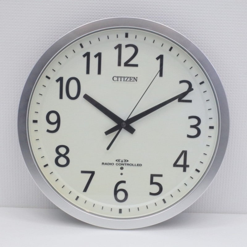 CITIZEN シチズン 掛け時計 8MY462-0 シルバー 電波時計 クロック アナログ ユニバーサルデザイン 静音 シンプル KK16402-1 中古オフィス家電 配送サイズ80