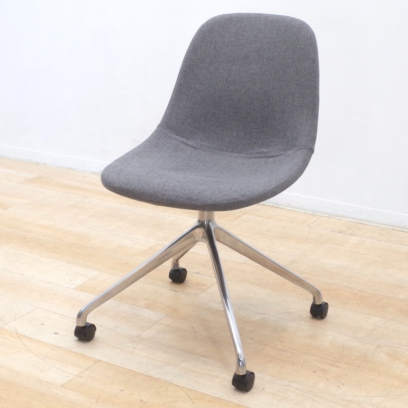 ニトリ NITORI オフィスチェア K-1195F-5-2 ミーティングチェア グレー 椅子 肘無 デスクチェア キャスター 布張 KK16904 中古オフィス家具 配送サイズ200