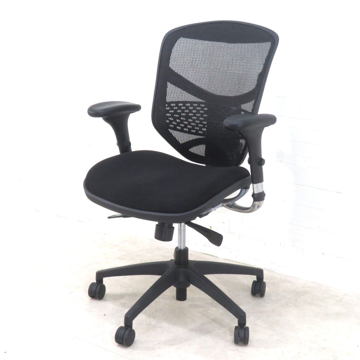 エルゴヒューマン フィット オフィスチェア ブラック 楽天市場】エルゴヒューマン フィット オットマンの通販