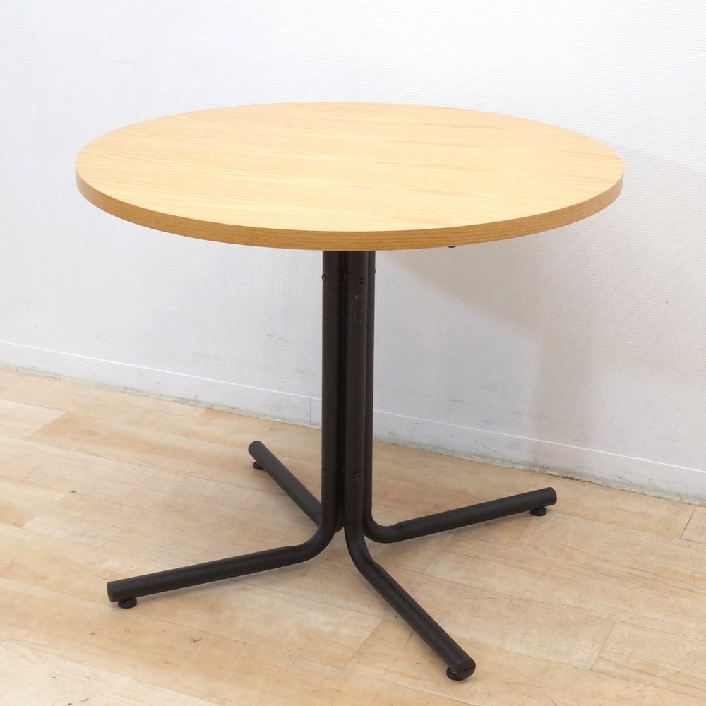 円形カフェテーブル(直径80cm、高さ67cm)