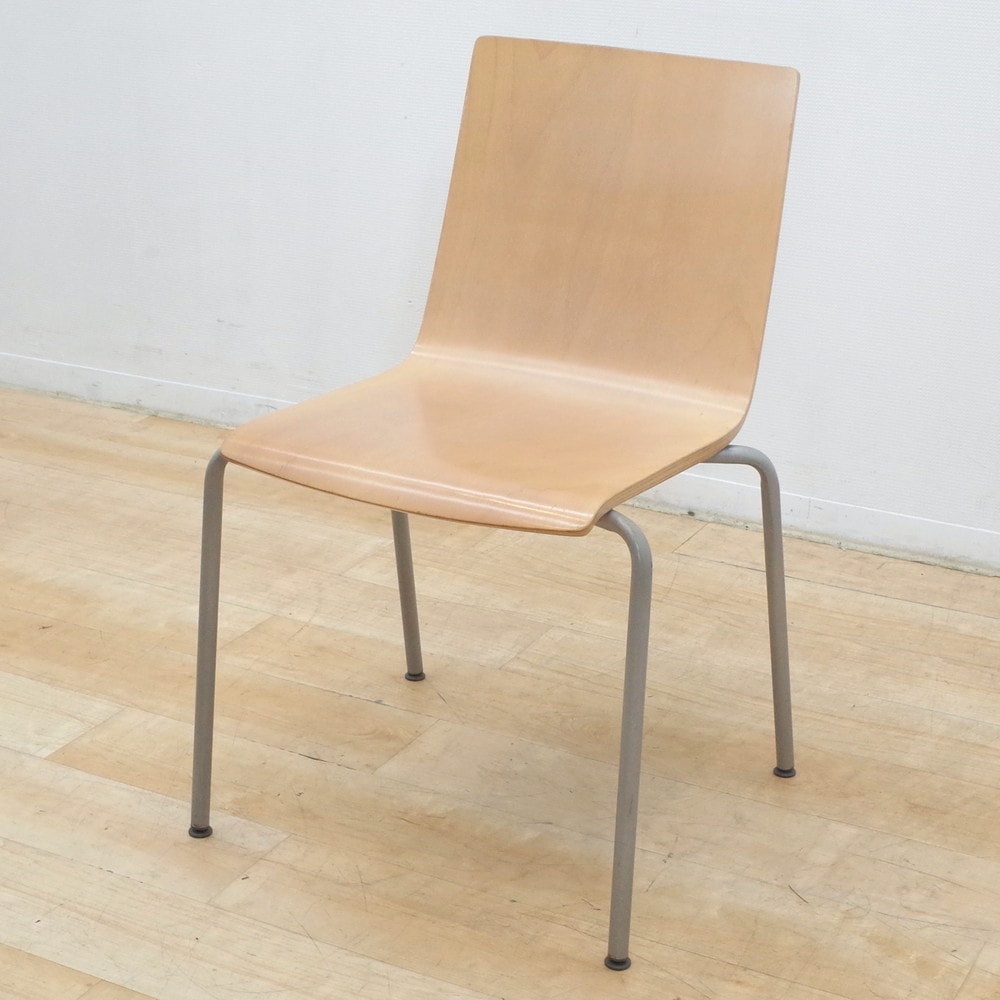 2脚　okamura　オカムラ　ダイニングチェア ミーティングチェア　ナチュラル 2脚okamuraオカムラダイニングチェア ミーティングチェアナチュラル