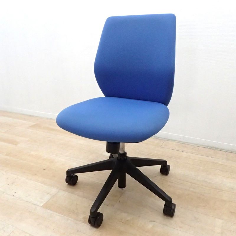 【SALE】★在庫多数★中央可鍛工業 NC-110 肘無オフィスチェア ブルー ローバック EG18212 中古 配送サイズ220