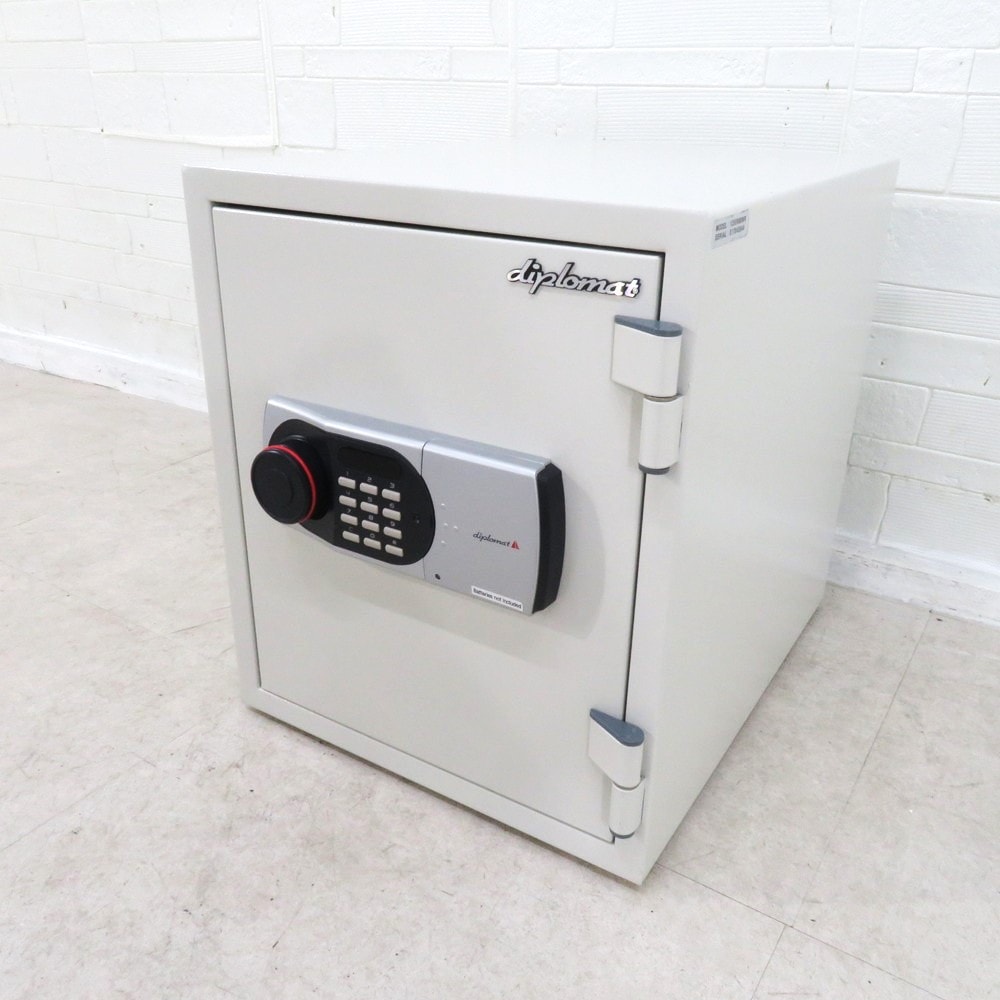 【美品】ディプロマット 530EN88 耐火金庫 デジタルテンキー式 ヨドバシ.com - ディプロマットジャパン diplomat デジタルテンキー式