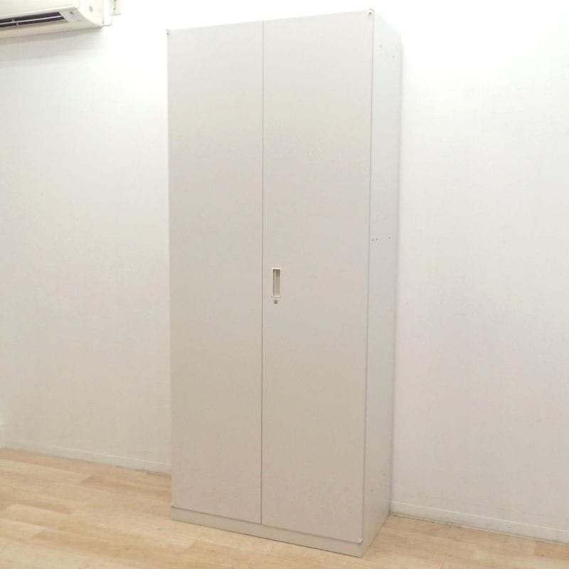 井上金庫 イノウエ 両開き書庫 鍵付き IC-0921H W900 D450 H2160 ハイキャビネット ラッチ 180°開閉扉 棚板5枚 収納庫 KK18612 中古オフィス家具 配送サイズ400