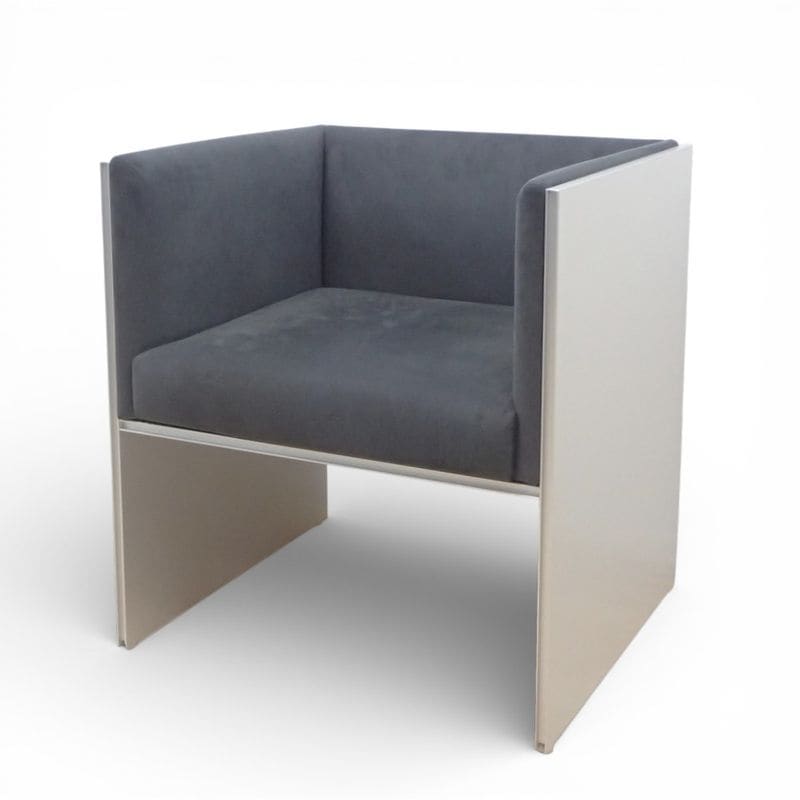 カッシーナ ixc. AIR FRAME 3003 スリムソファ デヴィッド・チッパーフィールド インターデコール 1人掛け 中古 AG18628-b 配送サイズ200 家財おまかせ便 