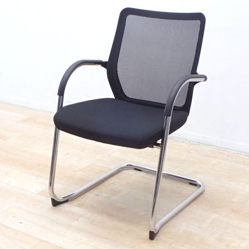 オカムラ 8148DZ ミーティングチェア ブラック メッシュ EG18722 中古 配送サイズ220