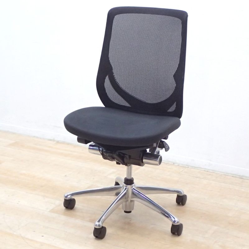 オカムラ okamura ゼファー 肘無オフィスチェア CT95ZT FHS0 ブラック ハイバック KK18723-1 中古 配送サイズ240