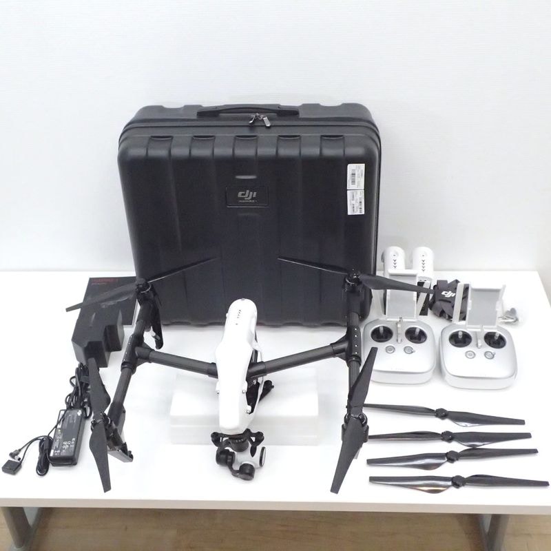 dji INSPIRE1 空撮用ドローン ケース付 送信機×2 バッテリー×3 カメラ付 プロペラ予備有 撮影 映像機器 プロ用 業務用 KK18751 中古オフィス 配送サイズ160