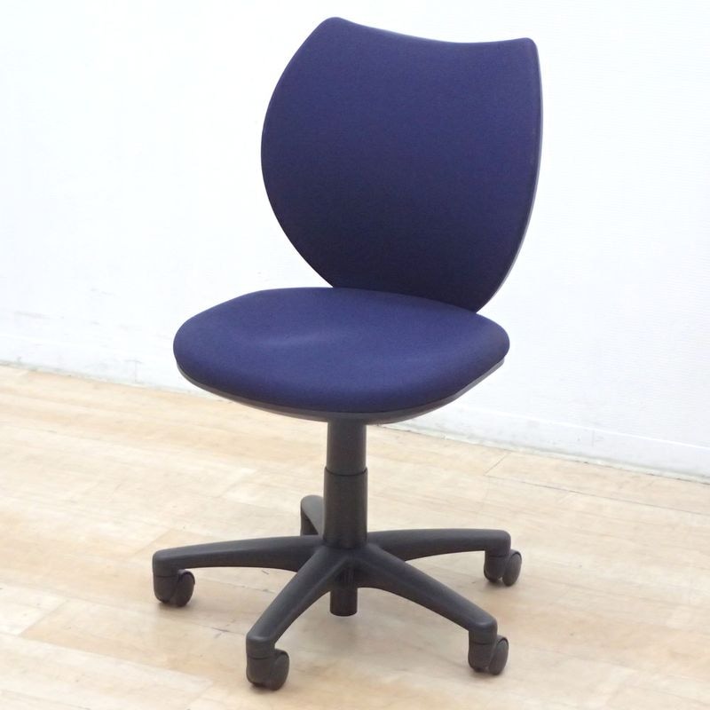 アイリスチトセ フローラル 肘無オフィスチェア FLO-43F0-F コンパクト ネイビー 事務椅子 布張り 在宅 PCチェア EG17753 中古オフィス家具 配送サイズ220