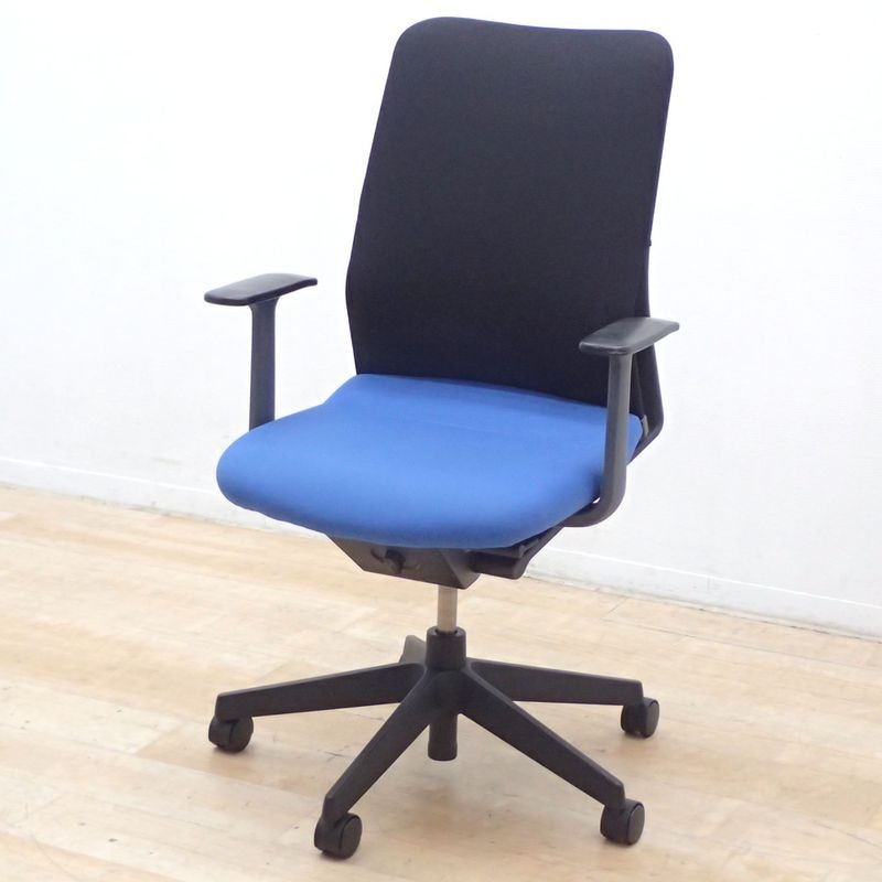 Kapsule Storage Chair（カプセル・ストレージ・チェア）中古品 中古】CC85BW-FPG2 | オカムラ Contessa seconda オフィスチェア