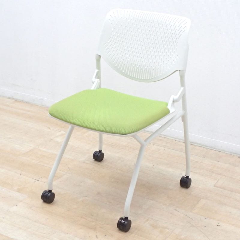 オカムラ ルナ 81S1AY ミーティングチェア グリーン ネスティングチェア EG18859 中古 配送サイズ220