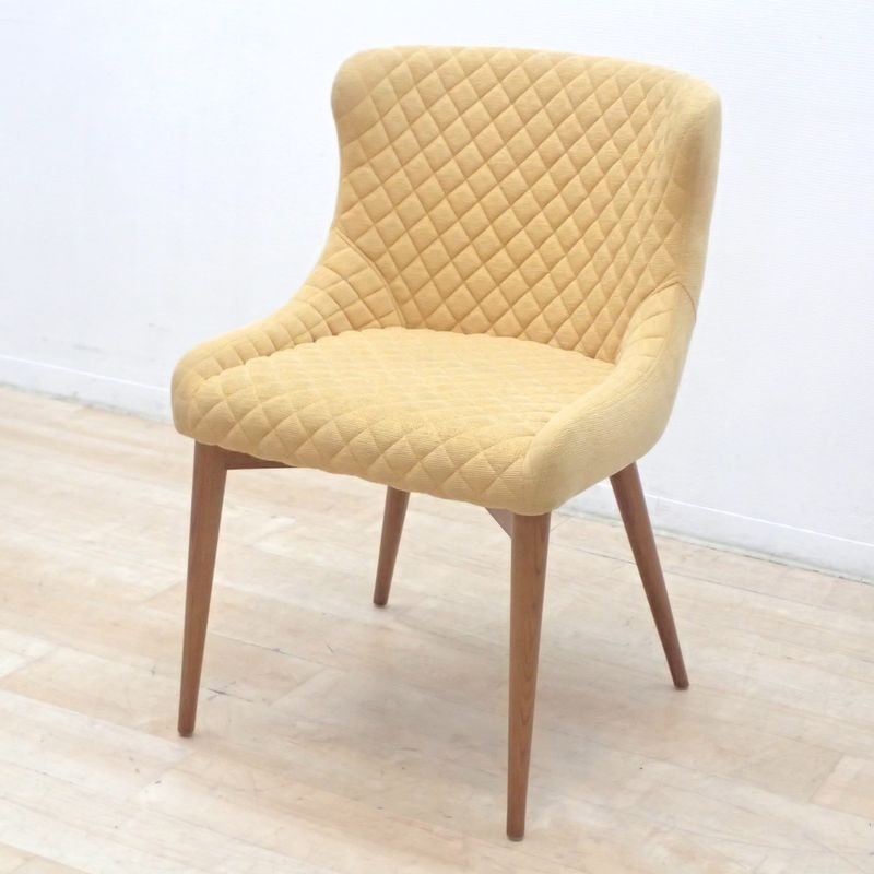 Indigo LIVING ダイニングチェア イエロー 肘無し 布張り 中古 EG18899 配送サイズ220