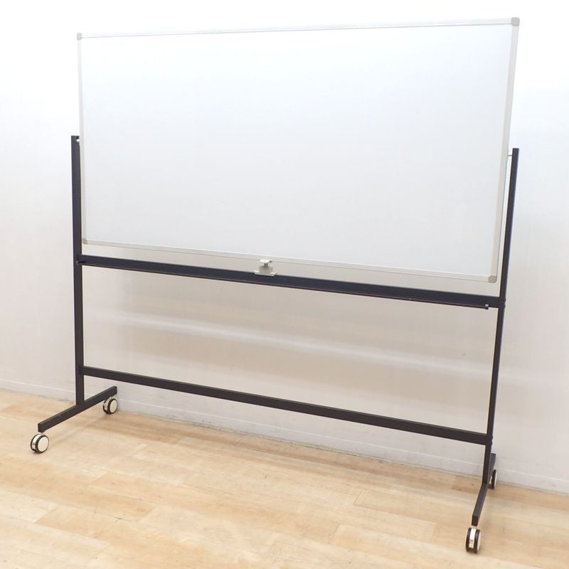 自立式ホワイトボード ブラック W1800 H900 白板 脚付 移動式 回転式 両面 キャスター ペントレー 会議 スクール KK18979 中古オフィス家具 配送サイズ450