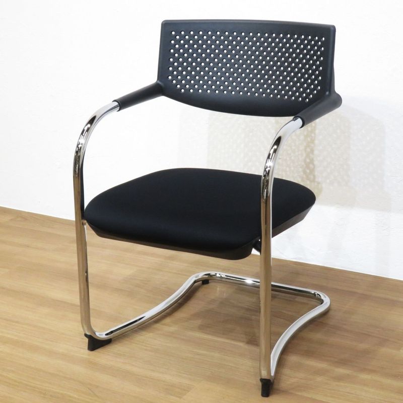 オフィスコム ザーマスチェア ミーティングチェア ブラック 肘付き AG19005 中古 配送サイズ220