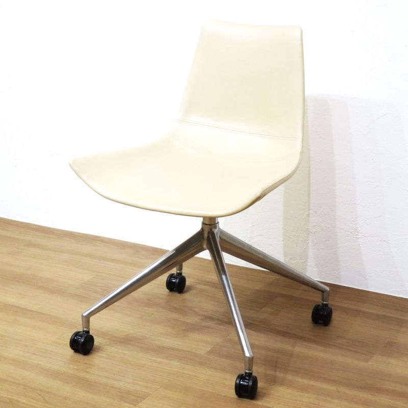 相合家具 アレックス ACS ライトベージュ ミーティングチェア 肘無し ローバック キャスター 中古 AG19028 配送サイズ220