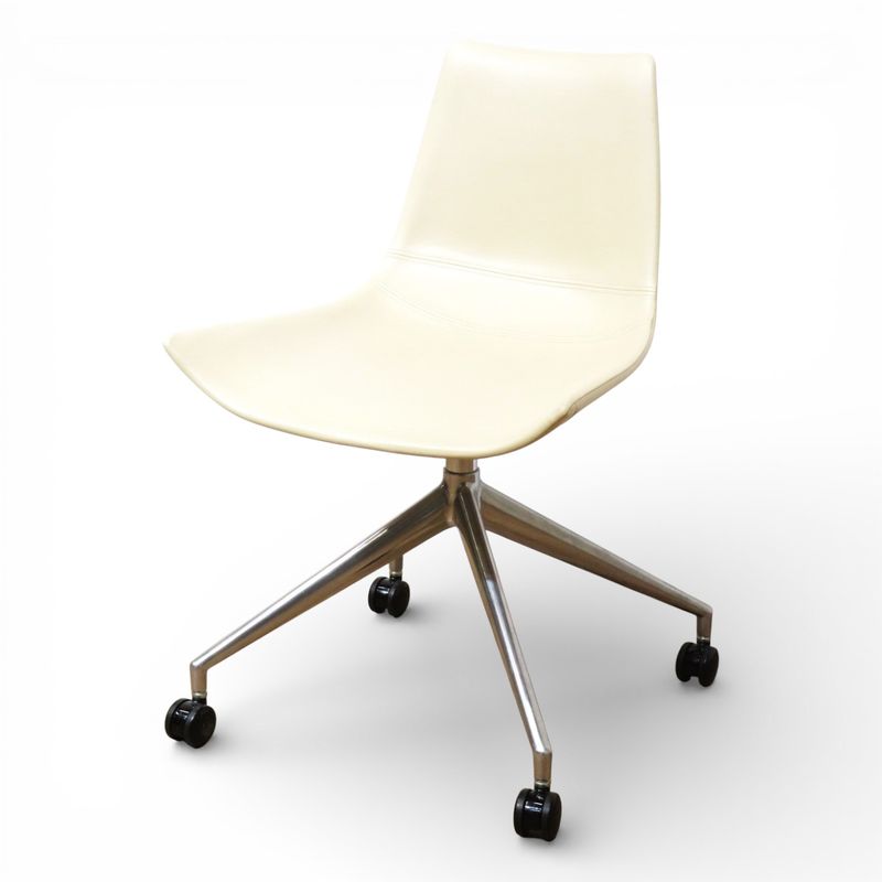 相合家具 アレックス ACS ライトベージュ ミーティングチェア 肘無し ローバック キャスター 中古 AG19028 配送サイズ220