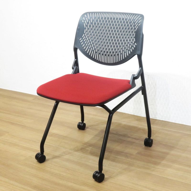 2脚　okamura　オカムラ　ダイニングチェア ミーティングチェア　ナチュラル 2脚 家具・インテリア 2脚 okamura オカムラ ダイニングチェア