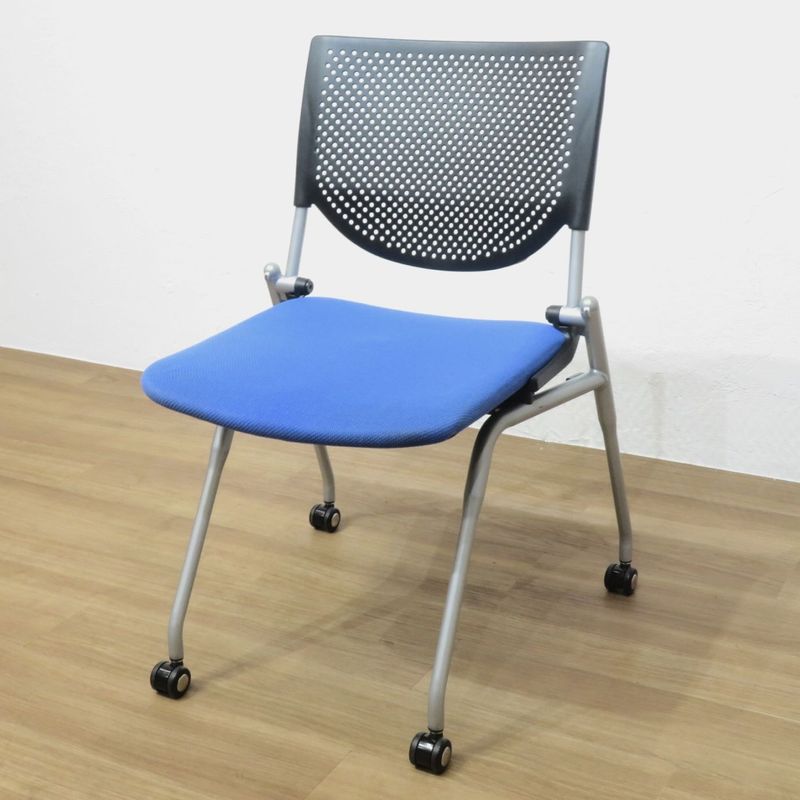 オカムラ okamura CF77ZX ミーティングチェア 本革 高級