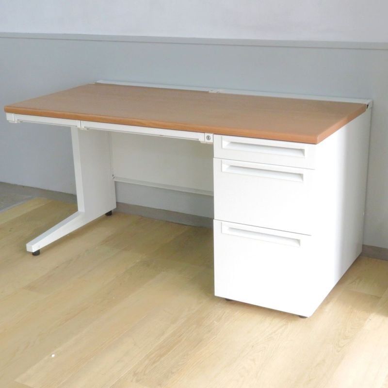 良品 プラス 片袖デスク US-NT147 T2 幅1400 ナチュラル/ホワイト オフィスデスク YH19073 中古 配送サイズ300