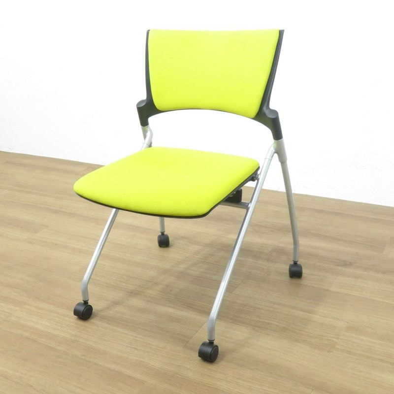 イトーキ マノス ネスティングチェア KLC-3120GB-T1U8 ミーティングチェア イエロー YH19177 中古 配送サイズ220