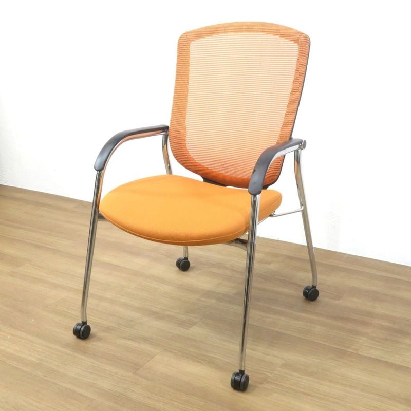 オカムラ コンテッサ CM77 AP ミーティングチェア 肘付き ゲストチェア オレンジ AG19194 中古 配送サイズ220