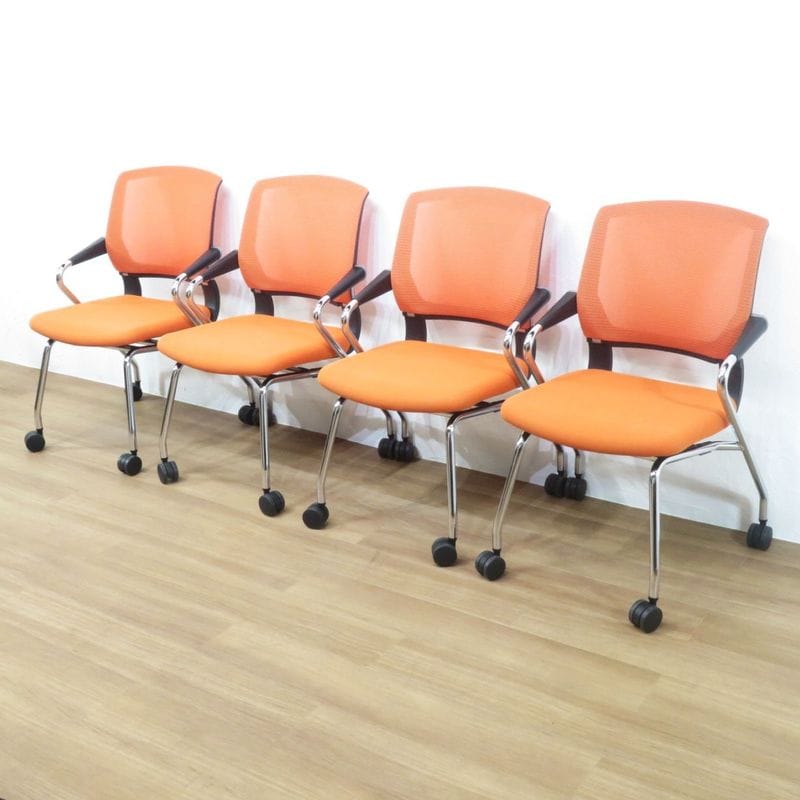 【4脚セット】コクヨ サテリナ CK-M791C 肘付ネスティングチェア オレンジ ミーティングチェア メッシュ  中古 AG19186 セット販売