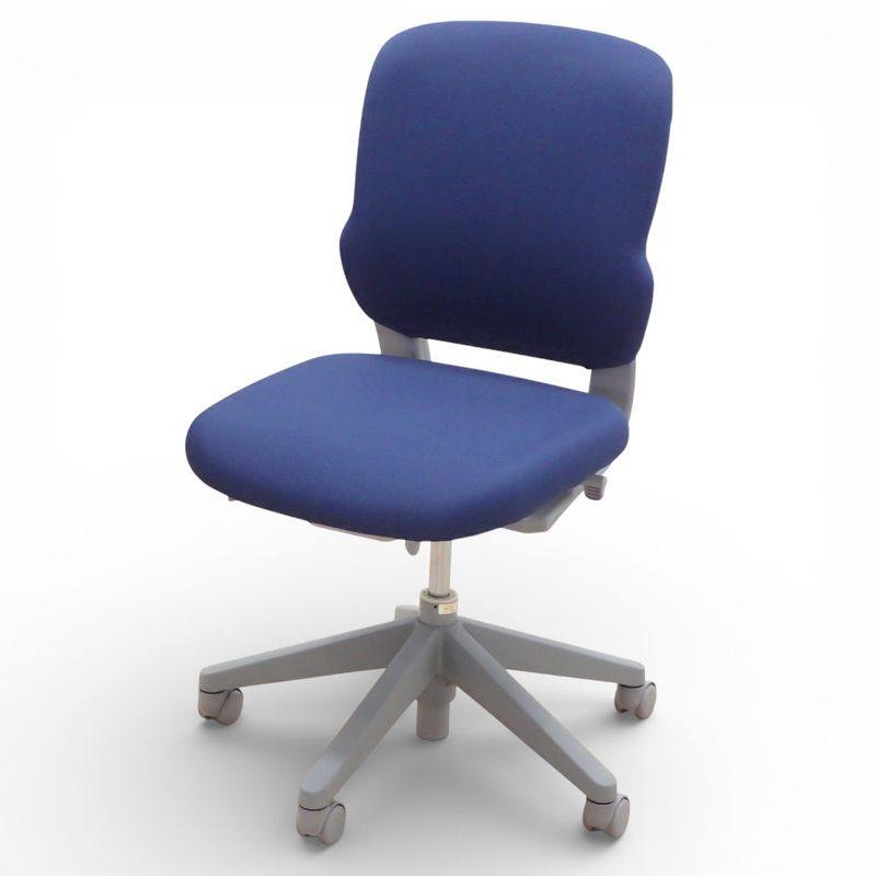 【中古】ウチダ オフィスチェア CF-10C ブルー 肘無し ローバック リクライニング 布張り KK19297 中古オフィス家具