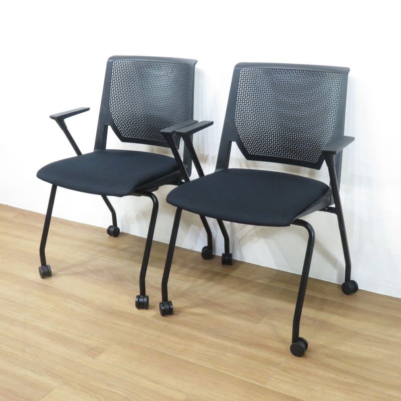 【SALE】【2脚セット】ヘイワース ベリーチェア スタッキングチェア ブラック  肘付き  キャスター ミーティングチェア  中古 AG19368-1  配送サイズ220 セット販売