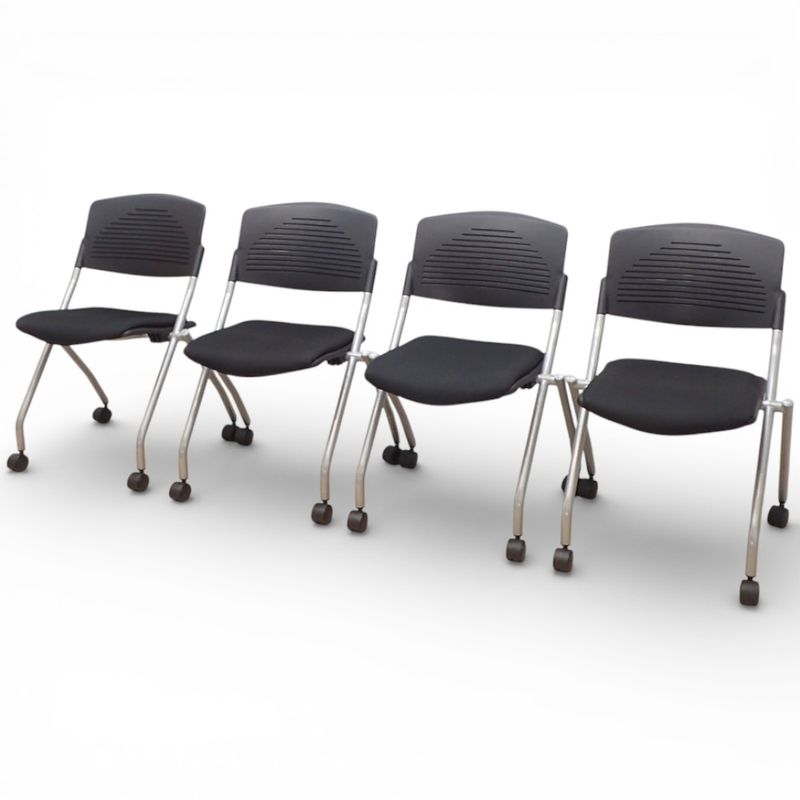 【4脚セット】カグクロ ネスティングチェア ミーティングチェア ブラック キャスター  KK19414 中古 セット販売