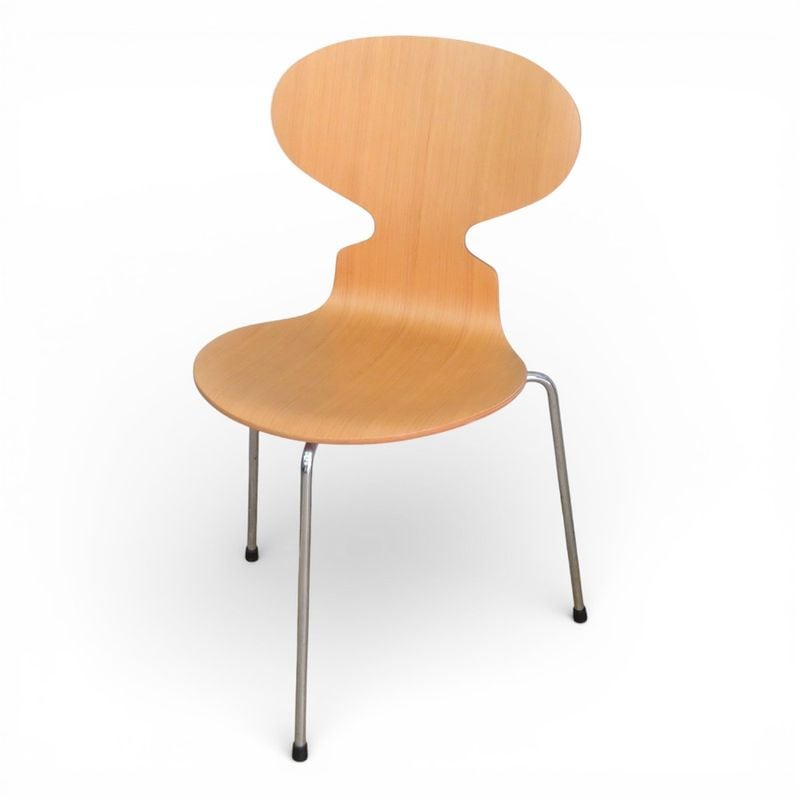 フリッツハンセン 3本脚 ANT (アリンコチェア) アルネ・ヤコブセン ピーチナチュラル YH19316 中古 配送サイズ200