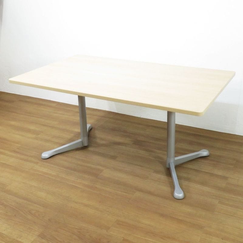 オカムラ アクティアフェロー  93N31C MK37 ミーティングテーブル W1500 D900 H700 ナチュラル 会議テーブル 中古 AG19539 配送サイズ350