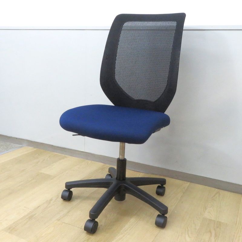 イトーキ コルトオフィスチェア KT-230JD-T1S4T1 ブルー  肘無し 事務椅子 リクライニング メッシュ YH18595 中古 配送サイズ220
