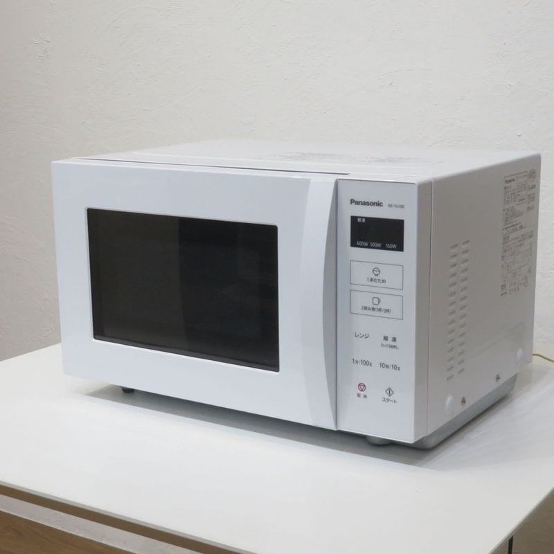 良品 パナソニック 電子レンジ NE-FL100 ホワイト 調理 給湯室 オフィス家電 中古 AG19472 配送サイズ160