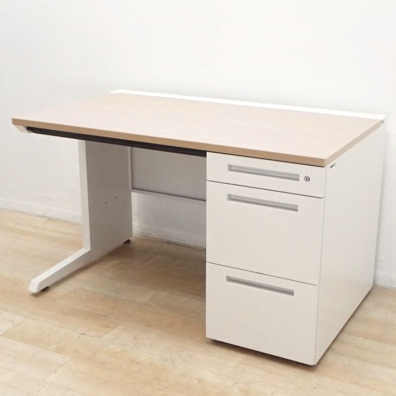 イトーキ CZR 片袖デスク ナチュラル W1200 D700 H720 配線口 L字脚 鍵有り KK19317 中古 配送サイズ300