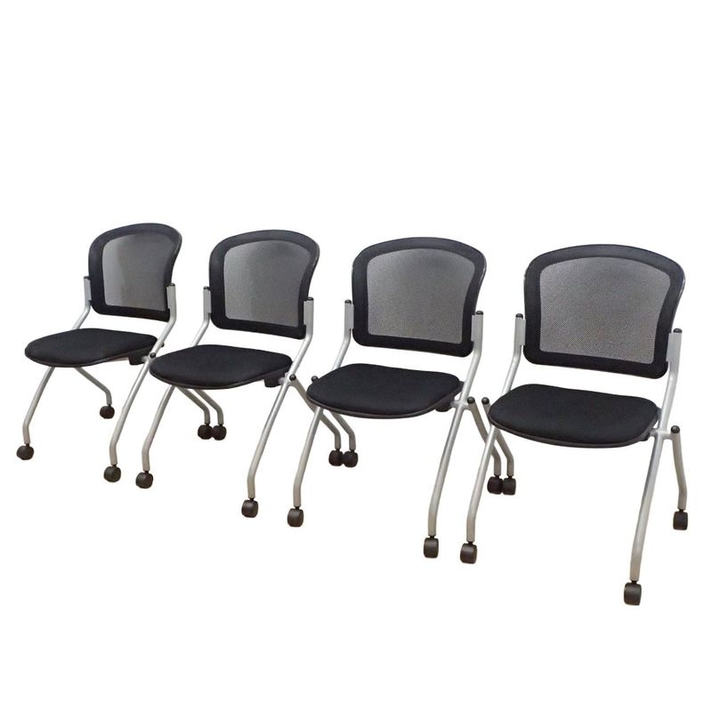【SALE】4脚セット ミーティングチェア ネスティングチェア 肘無し ブラック メッシュ 平行スタッキング キャスター 会議椅子 中古 KK19506 セット販売