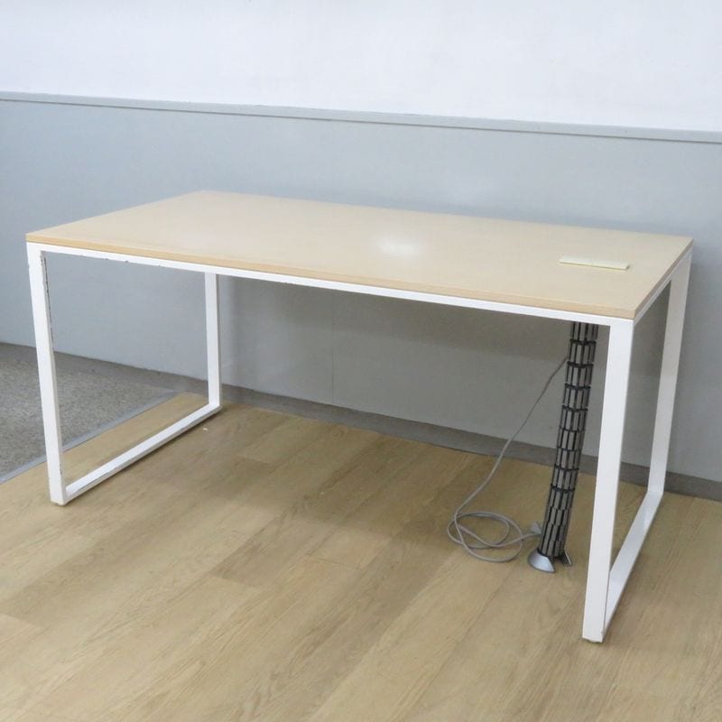 ミーティングテーブル 幅1400 奥行750 ナチュラル 会議テーブル 作業台 YH19528 中古 配送サイズ300